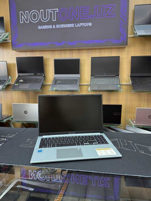 Noutbuk ASUS Vivobook Go 15 Intel Core i3-N305 8/256GB 15.6 FullHD IPS