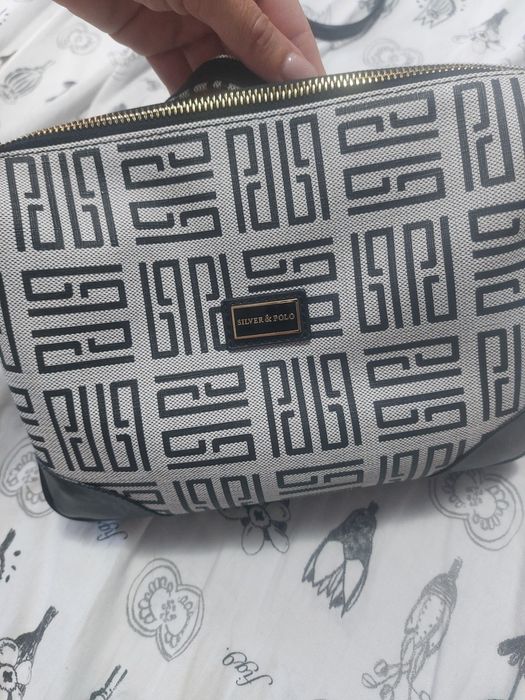 Сива дамска чанта силвър и поло