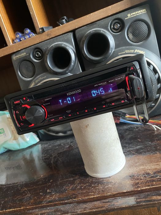KENWOOD kdc-3057u - КАТО НОВ - USB, CD mp3, AUX плеър за кола сд авто радио