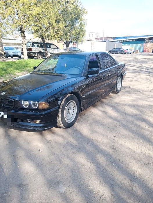 Продам BMW 7 серия