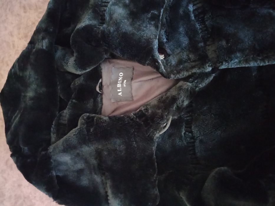 Продается шуба мутоновый, размер 48