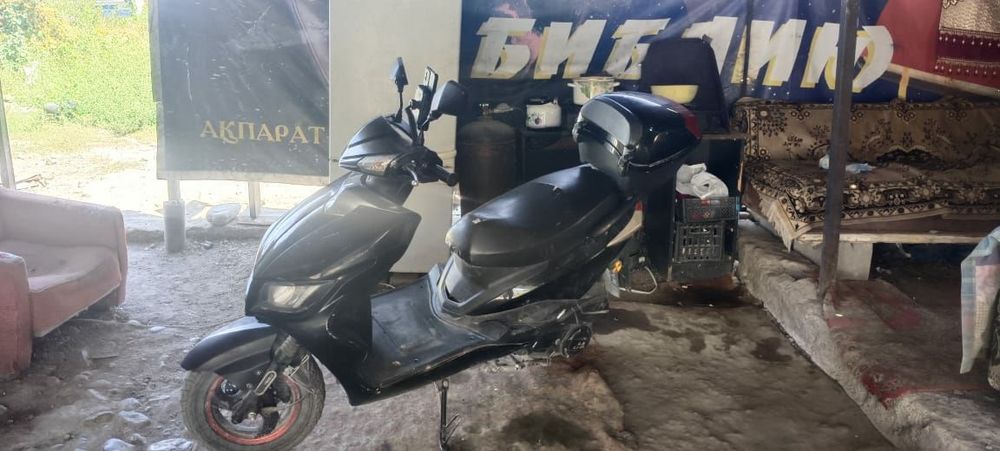 Мопед м8 2023 года