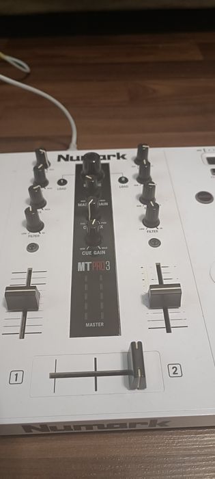 Mixer Numark MixTrack Pro 3