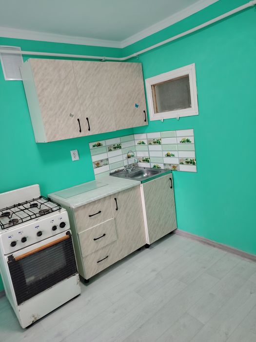 Продам квартиру  на макаренко