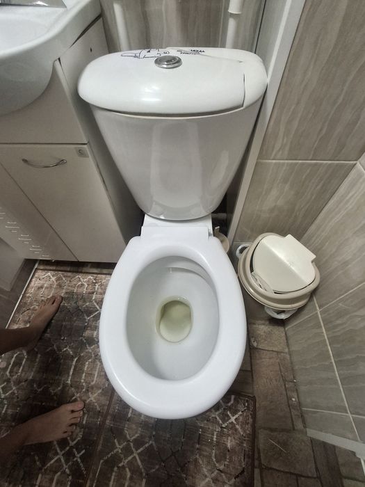 Продам унитаз рабочий