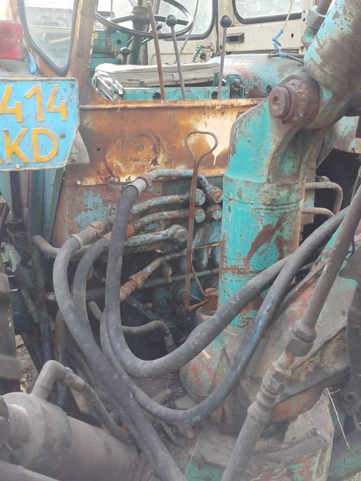 трактор юмз в рабочем состоянии