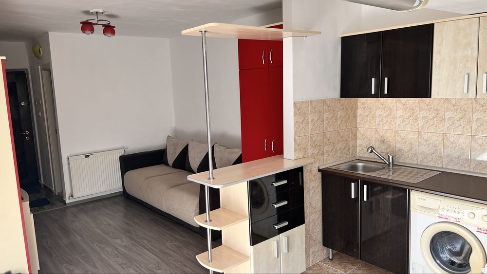Garsonieră 28 mp, etaj 1, mobilată și utilată, loc de parcare – Împăratul Traian / Dragoș Vodă – 35.000 € negociabil”