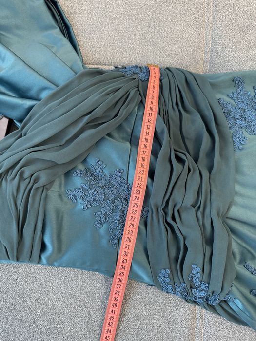 Rochie facuta la comanda