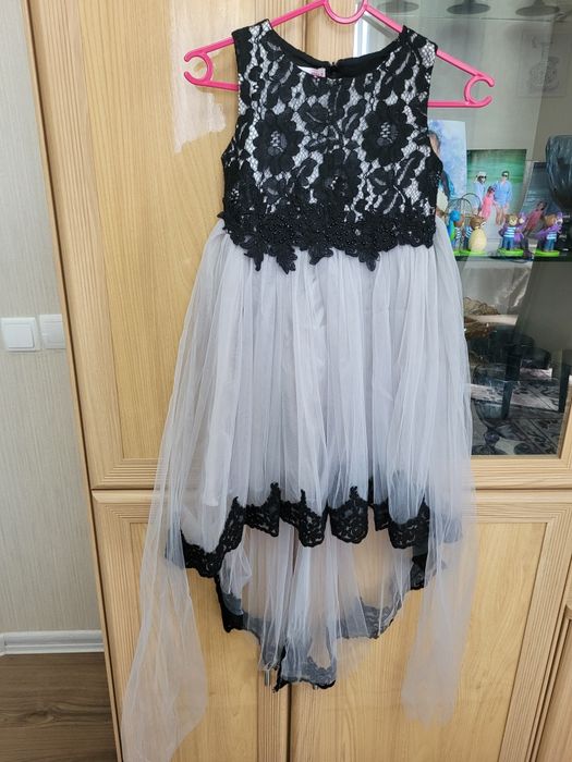 Платье со шлейфом