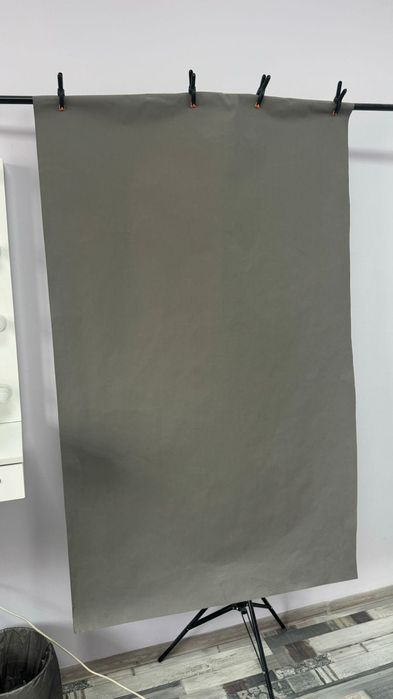 Зеркало , стул , фото зона