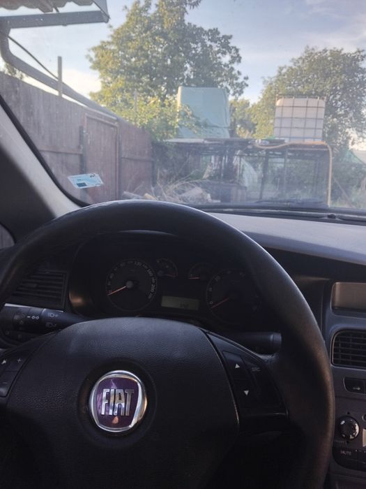 Fiat linea vand sau dezmembrez