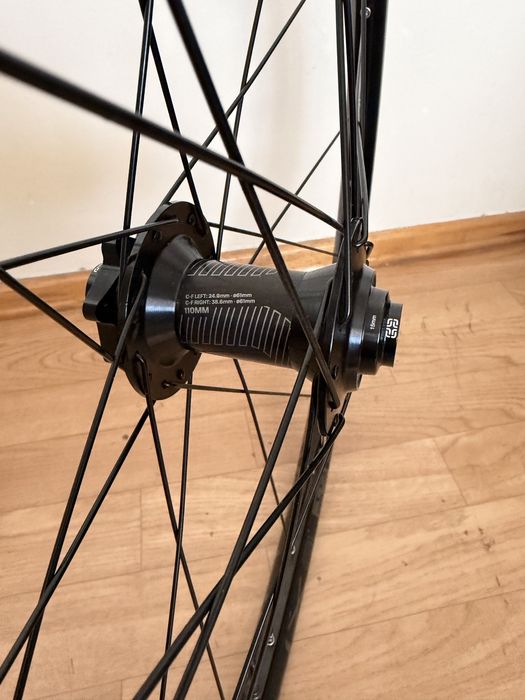 Велосипедное колесо переднее 27,5