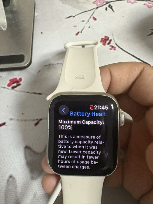 Apple Watch SE ca nou (Gen2) 40mm starlight M/L
