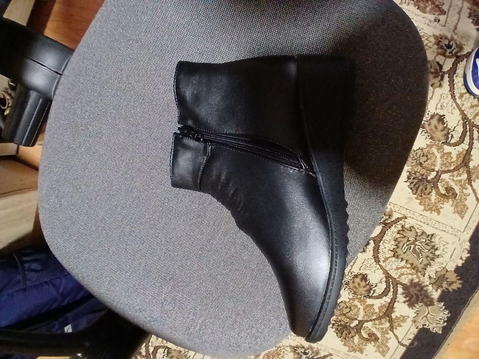 Vând ghete de primavara