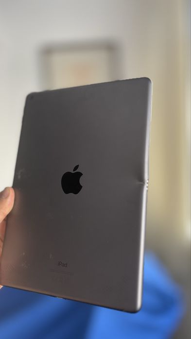 iPod 8th Gen 32GB A2270 Apple iPad MDM