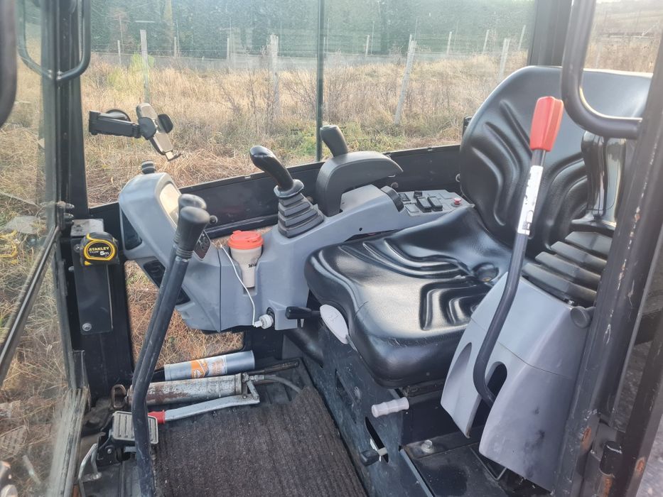 Vând excavator kubota KX016-4 2016