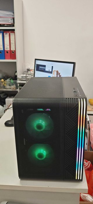 Продавам Добро Геймърско PC Ryzen 5 5500/32Gb/256GB SSD + 2TB HDD/RTX 2060 Super/Гаранция