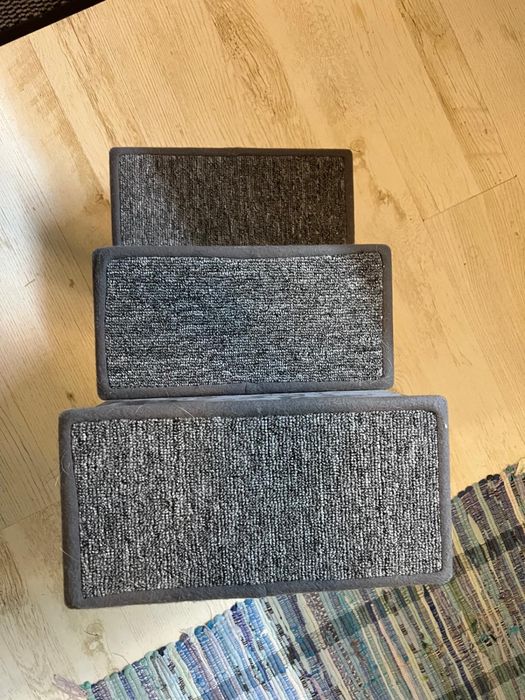 Кучешка стълбичка