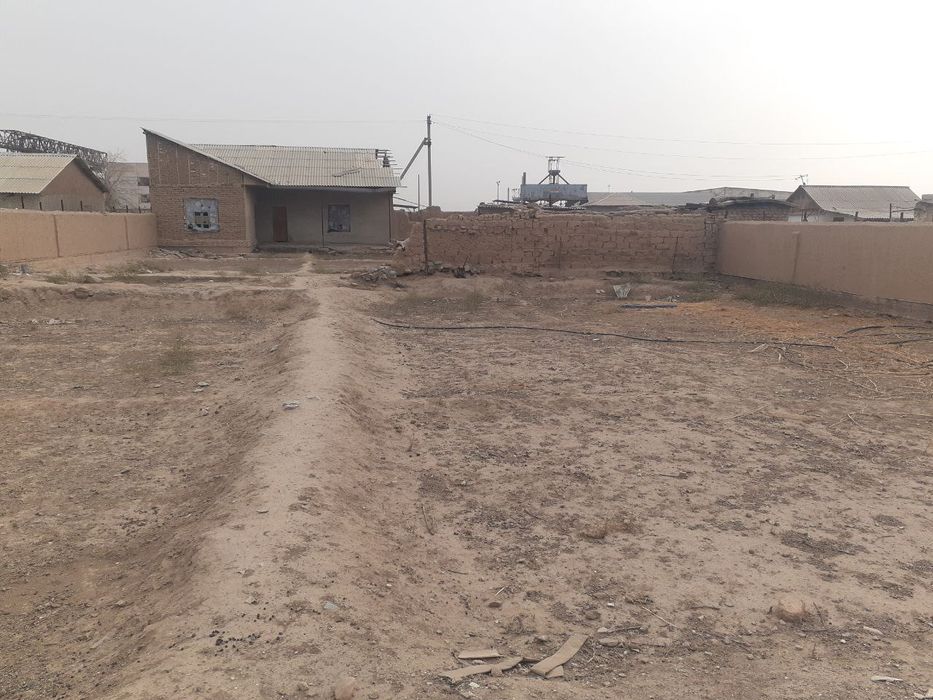 Dacha sotiladi.Elektroximiya yonida