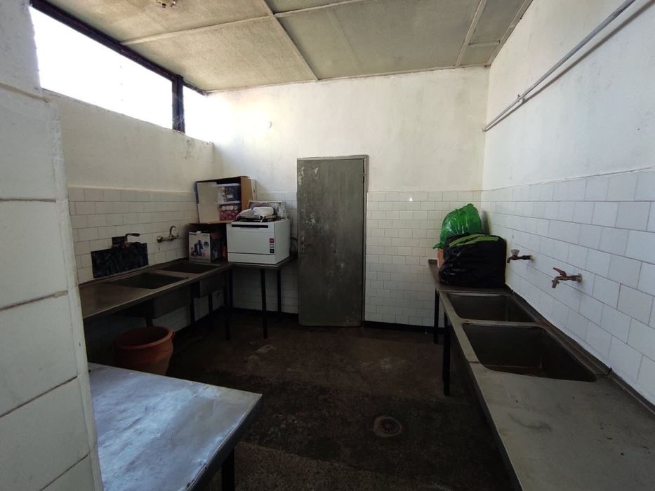 Продава се Заведение в с. Стрелци, Област Пловдив - 205 кв.м за 283 €/кв.м - Снимка #3