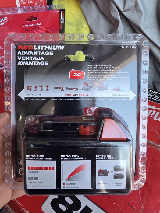 Milwaukee 18v xc5.0 red lithium