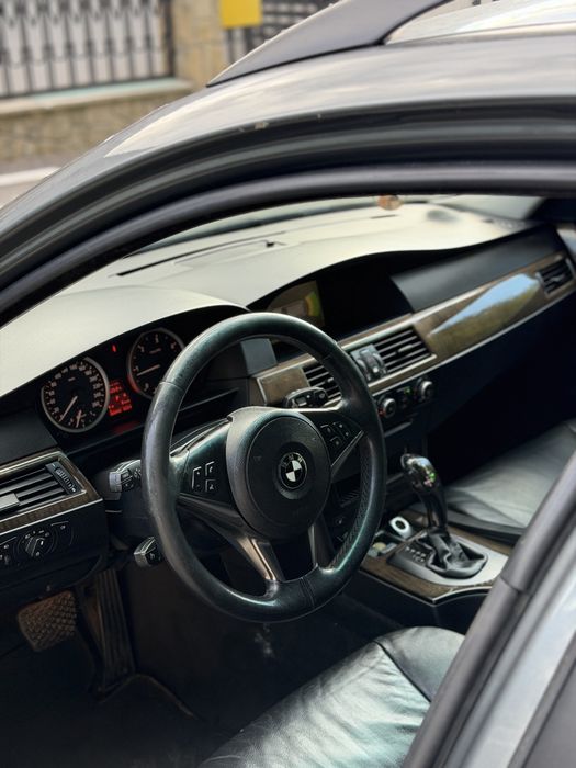 Se vinde bmw e61 520d