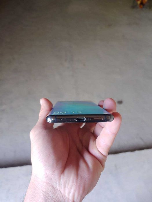 Huawei mate 20pro 128gb flagman obmen yo naht