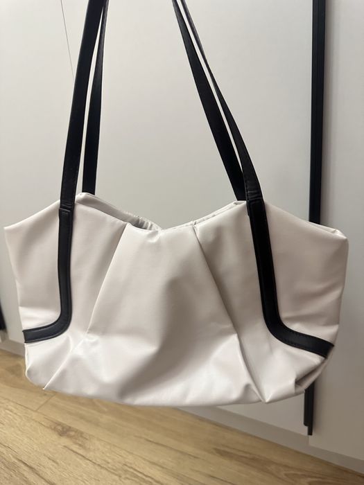 Женская сумка, вместительная