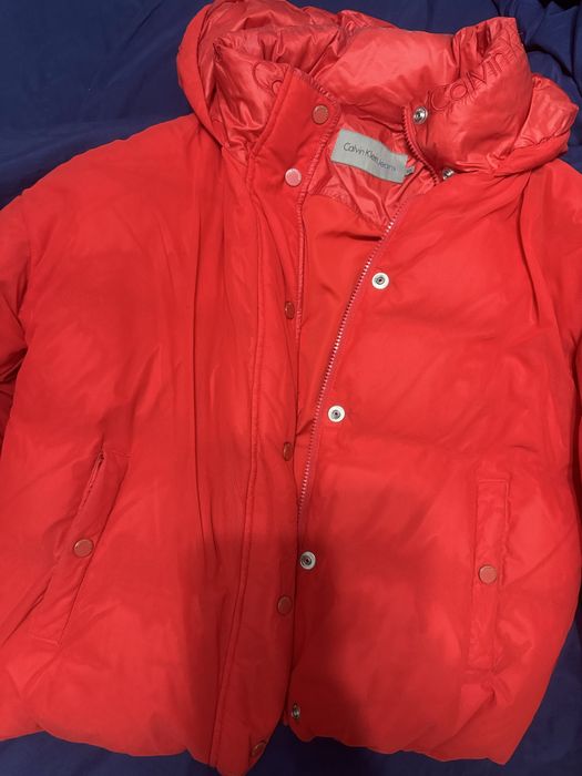 Продам куртку calvin klein