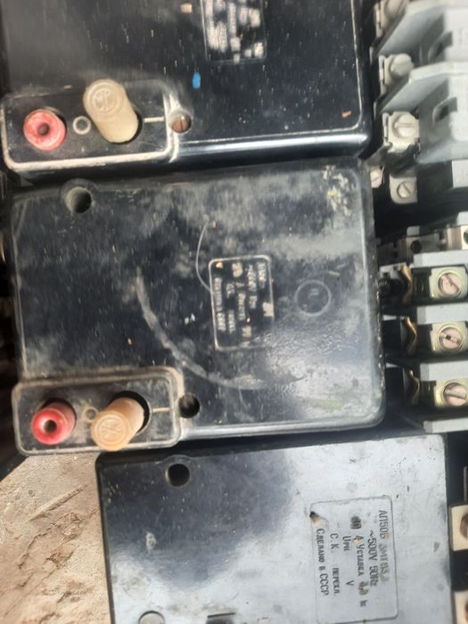 Продам амперметор,автоматы и вольтметры