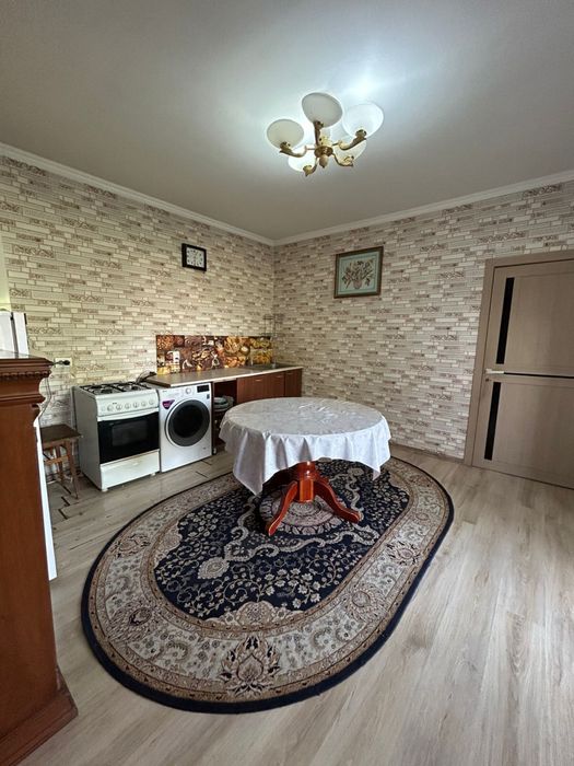 Дом с личным подсобным хозяйством