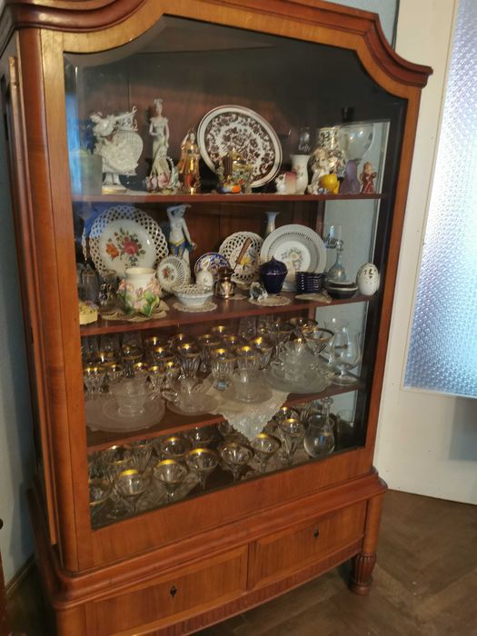 Vand mobila de sufragerie si dormitor stil Lengyel