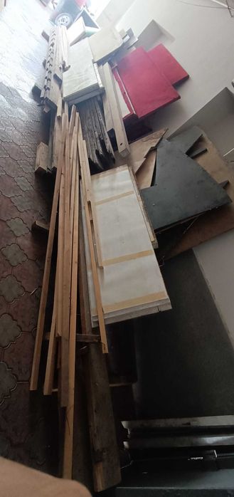 Тахта рейка доска хаммаси уйдан чиққан. Оптом биттада сотилвотти