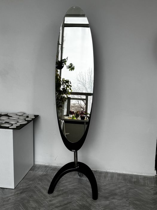 Зеркало напольное овальное