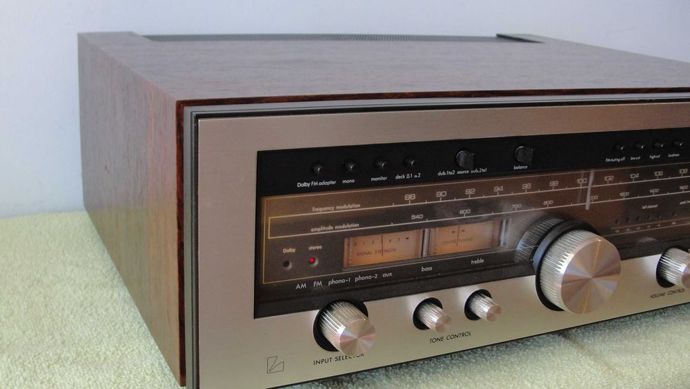Receiver Amplituner Amplificator LUXMAN R1050 vs Pioneer Sansui