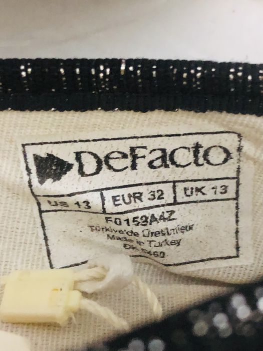 Продам детские туфельки