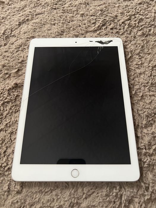 Ipad generatia 5 32 Gb