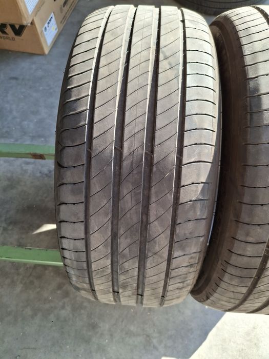 2 Anvelope 225 45 r17 Michelin