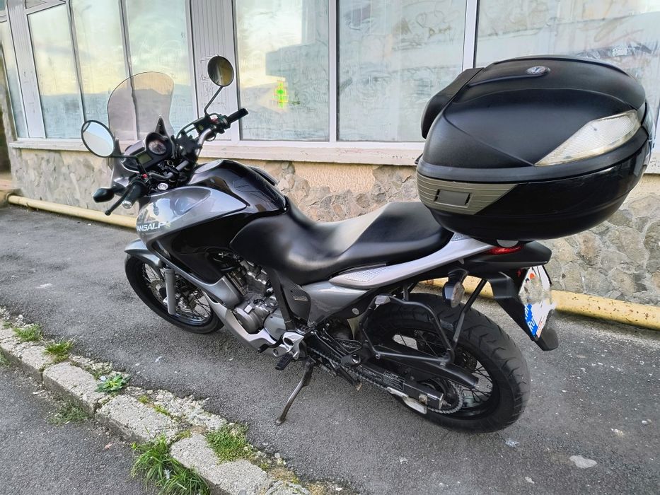 Vând Honda Transalp XL 700V injectie