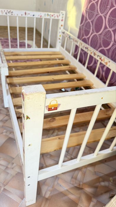 Кровать детская продам