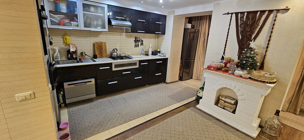 Продам квартиру 2-ком 55 кв.м.