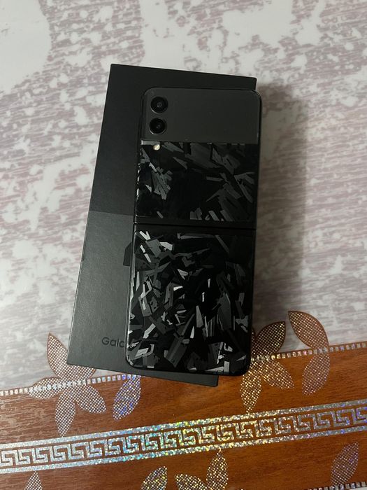 Samsung galaxy z flip3