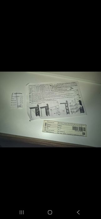 Продам маникюрный стол  (новый)