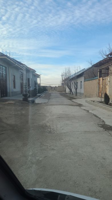 Ховли сотилади янги арикда йул йокасида 8сотик