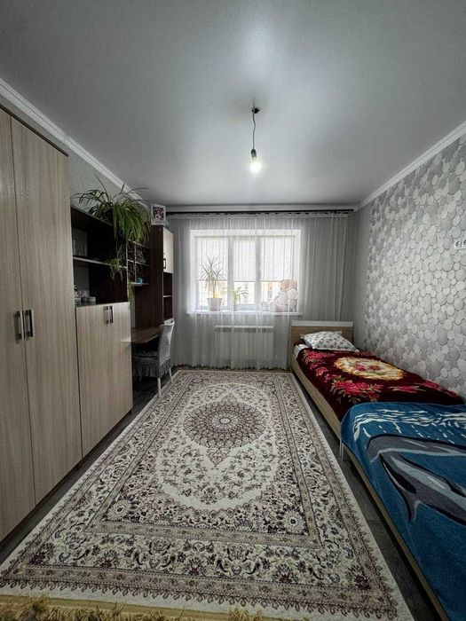 Продам 4х комн кв Батыс