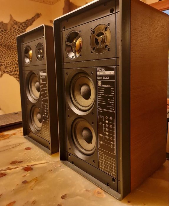 Sistem Audio Vintage: Boxe SABA Ultra HiFi Box 600 + Amplificator Philips