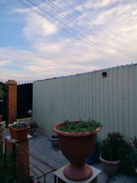 Продам дом в полтора уровня.