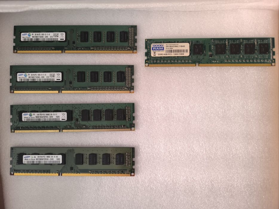 RAM памет DDR3 за настолен компютър - 4GB и 2GB (Samsung, Goodram)