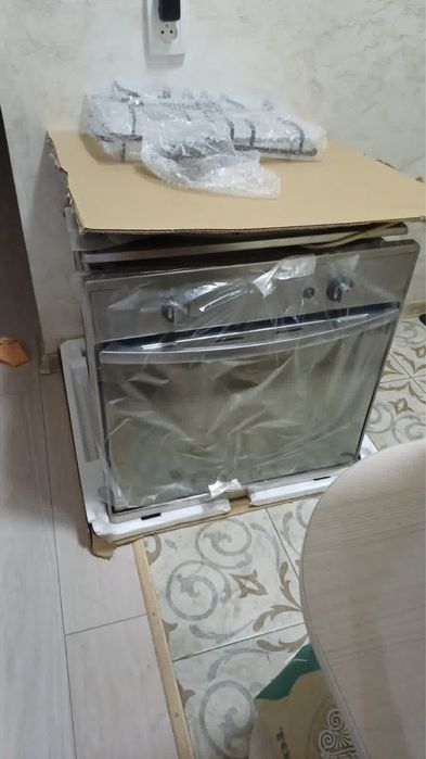 Духовой шкаф Ariston