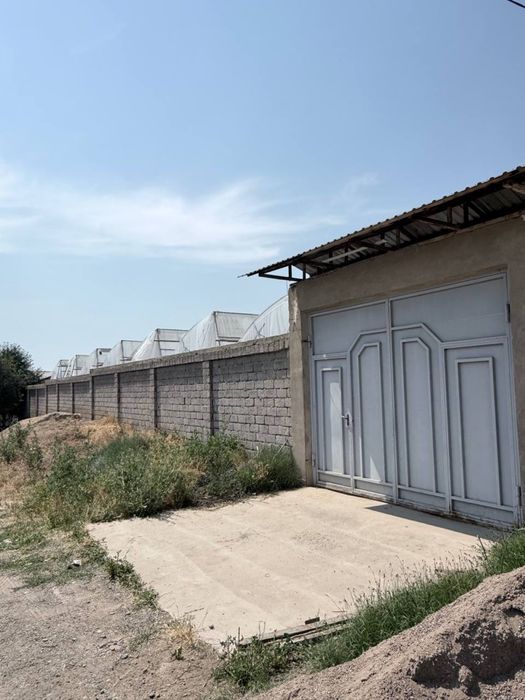 Srochno yer sotiladi 2 ta yonma yon hovli